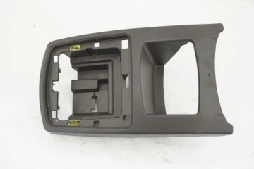 TUNNELIN RUNGON KANSI RENAULT GRAND SCENIC III